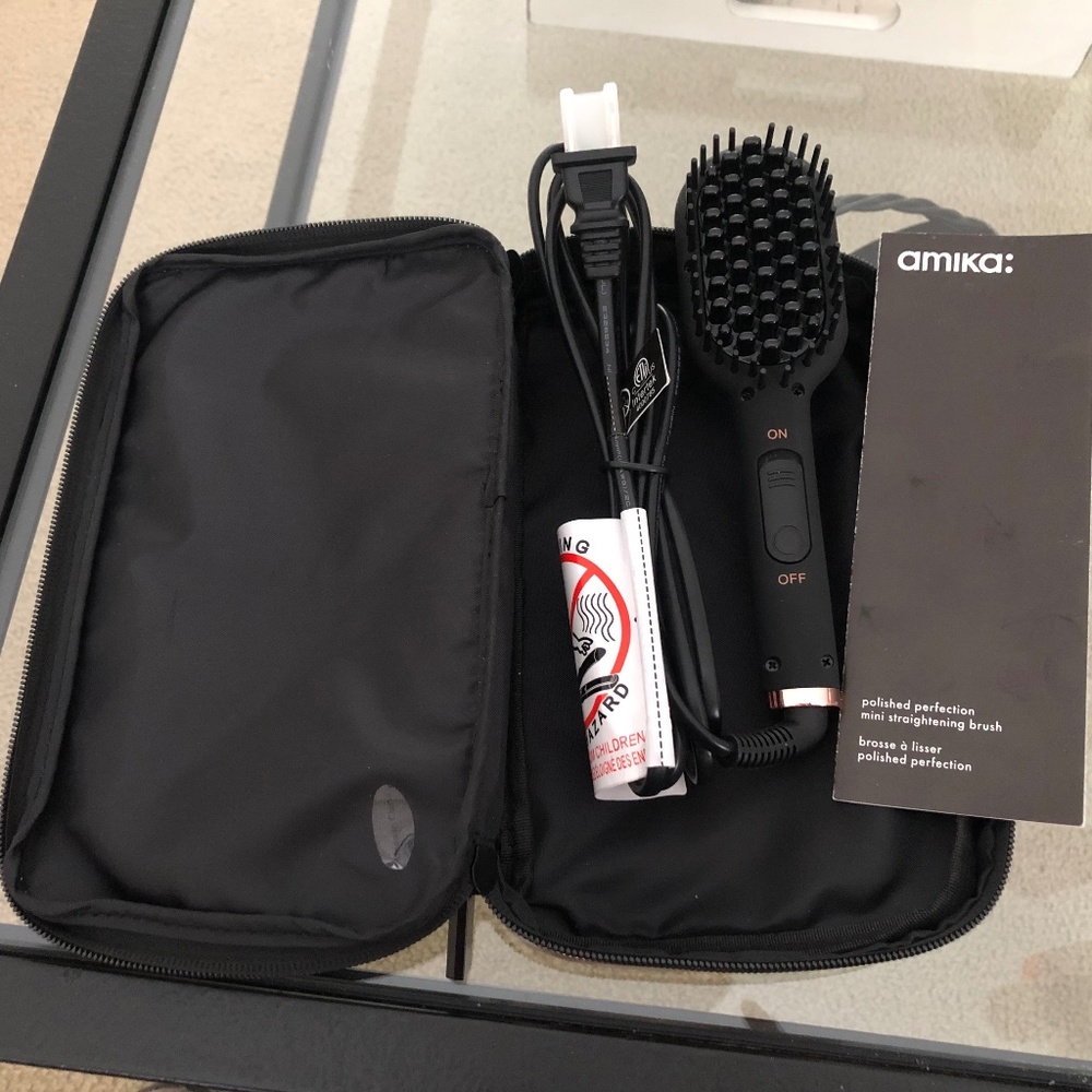 Amika Polished Perfection Mini Hair Straightener